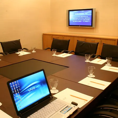 Hotell Grand Cettia 5*