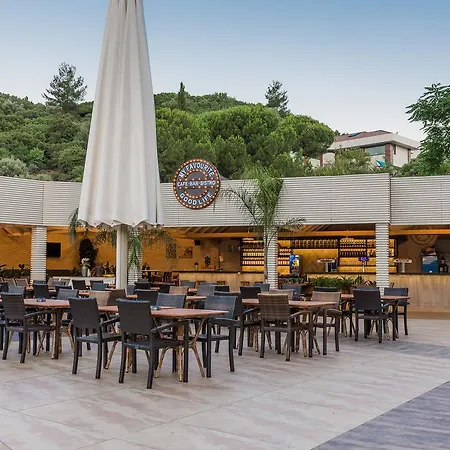 Grand Cettia