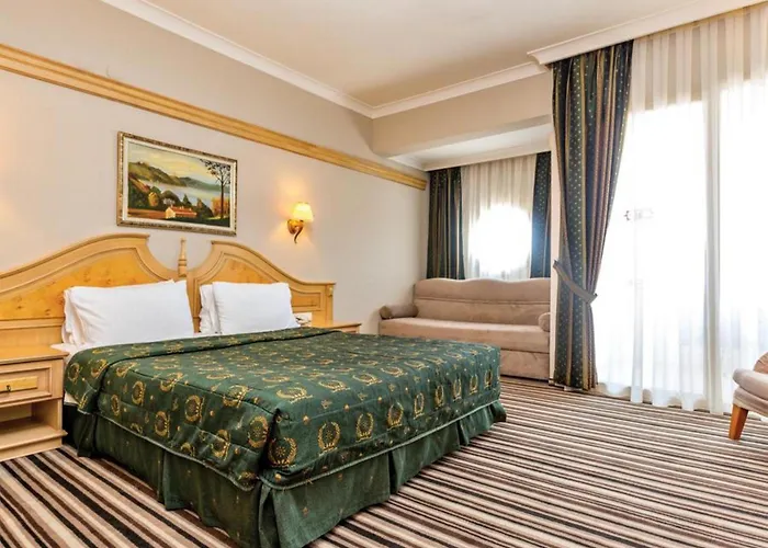Grand Cettia Hotell