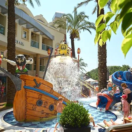 Hotel Grand Cettia 5*