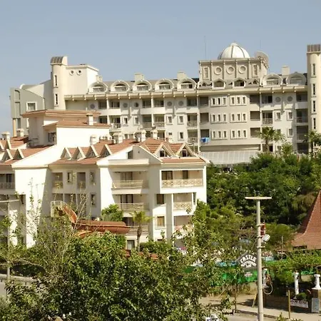 Grand Cettia Отель 5*