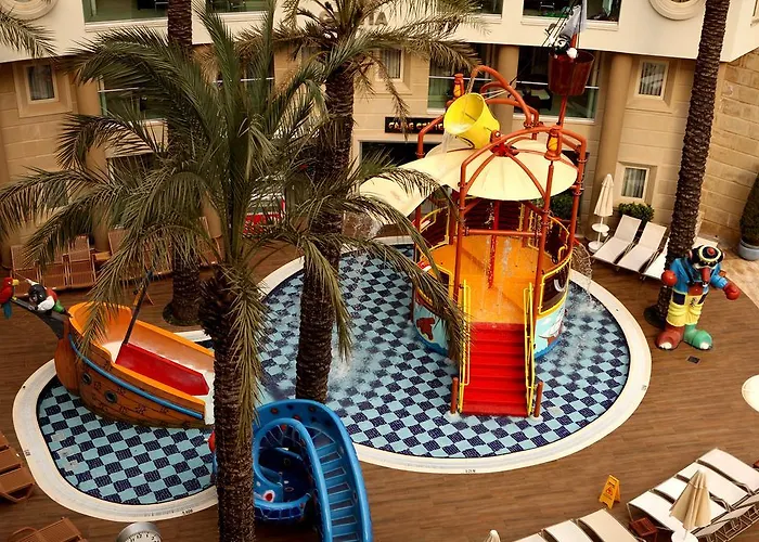 Grand Cettia Hotel 5*