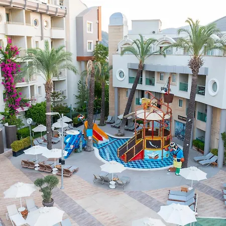 ホテル Grand Cettia 5*