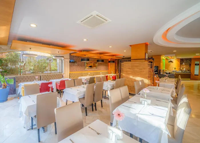 Grand Cettia Szálloda 5*